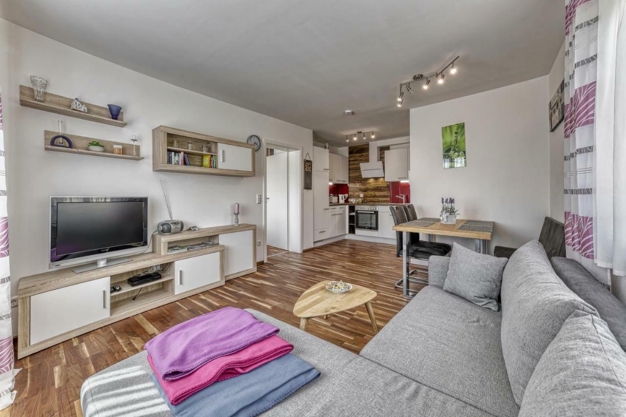 Ferienwohnung Fernblick Neukirchen vorm Wald Exterior foto
